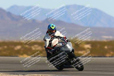 media/Feb-12-2022-SoCal Trackdays (Sat) [[3b21b94a56]]/Turn 11 Inside (155pm)/